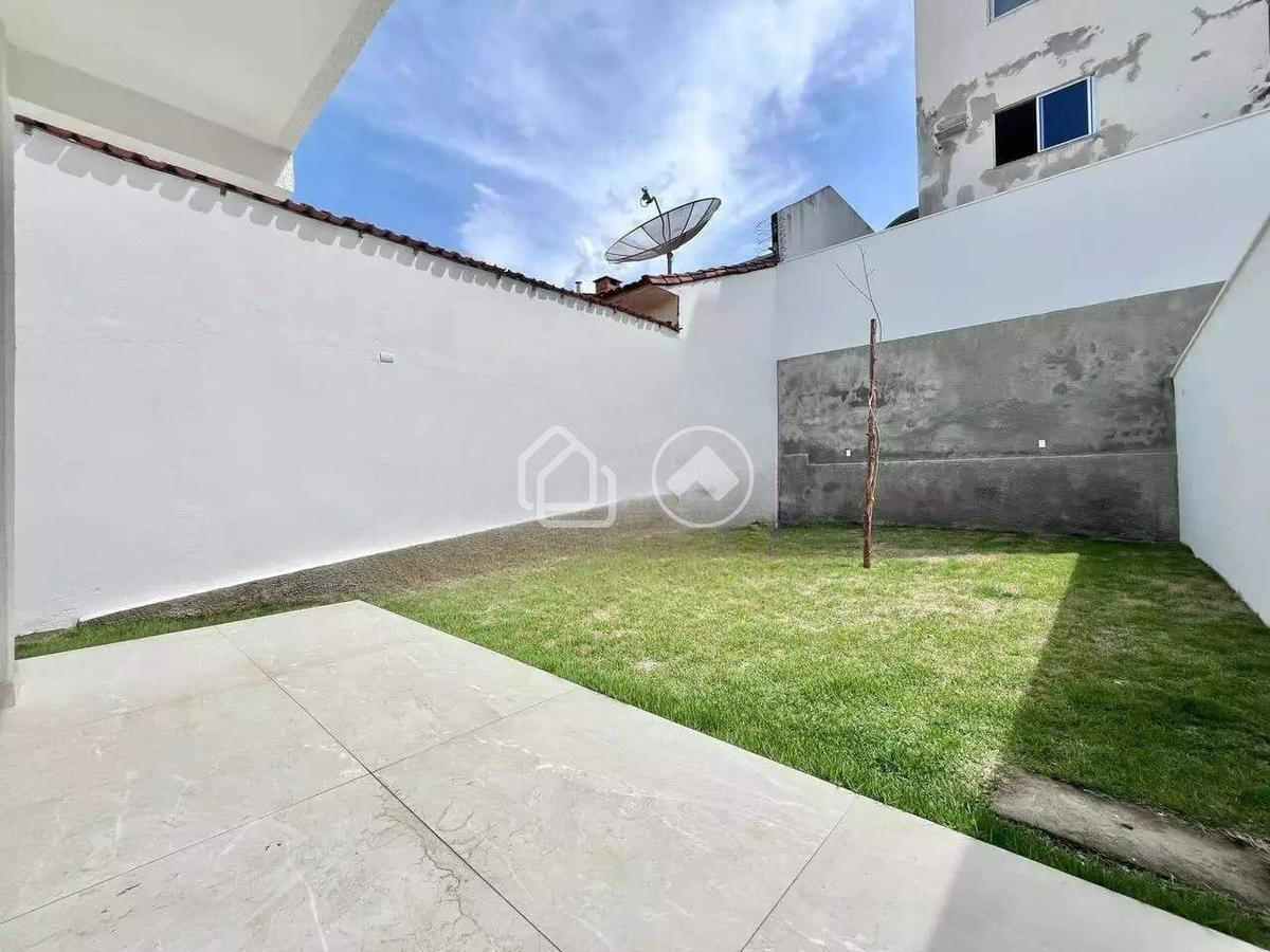 Casa, Planalto, 3 Quartos, 4 Vagas, 1 Suíte