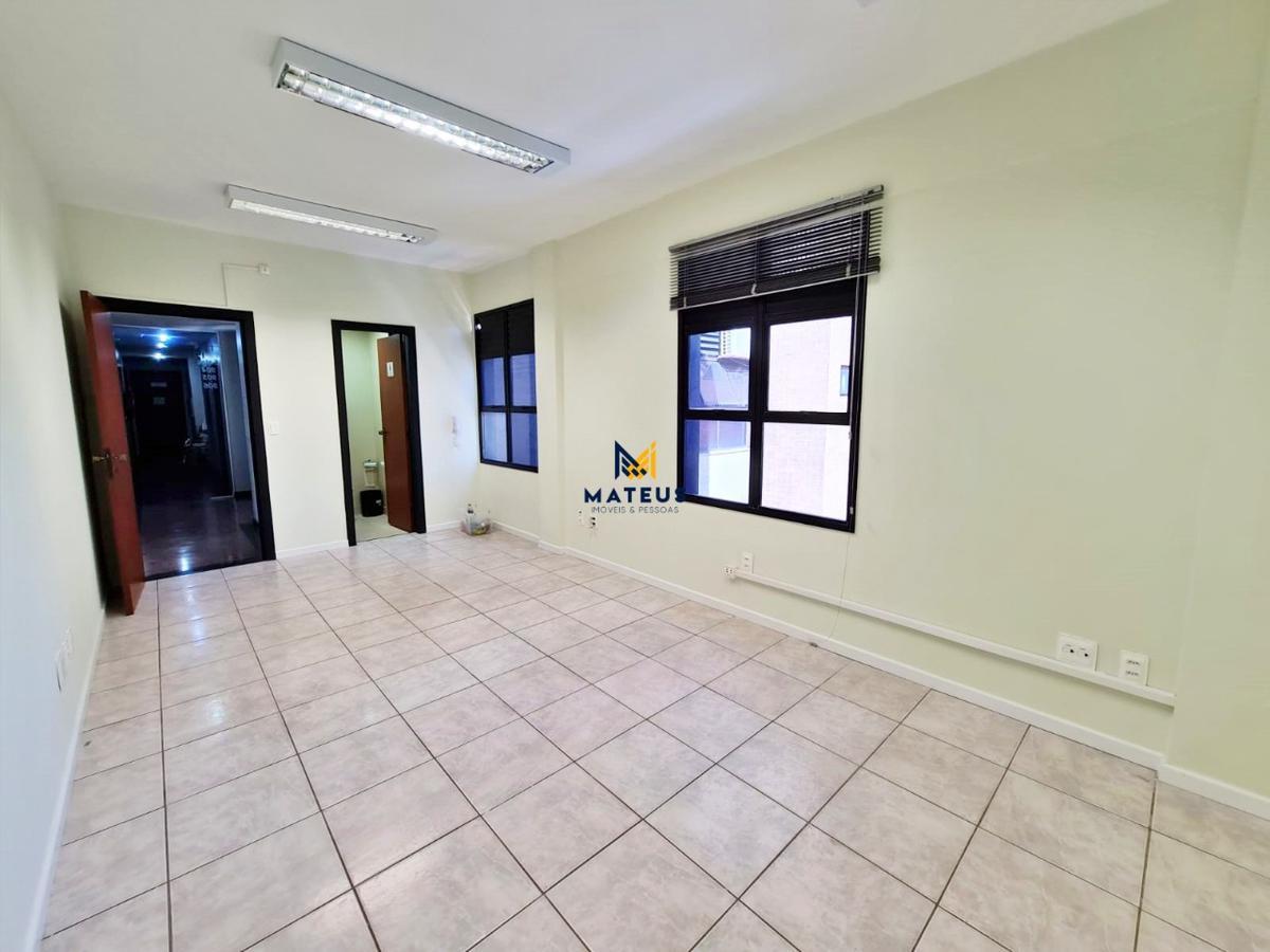 Sala, Barro Preto, 0 Quarto, 0 Vaga