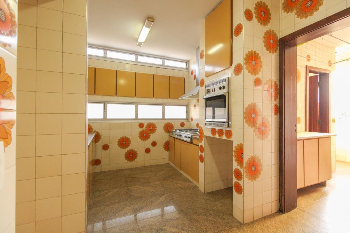 Apartamento, Anchieta, 5 Quartos, 2 Vagas, 1 Suíte