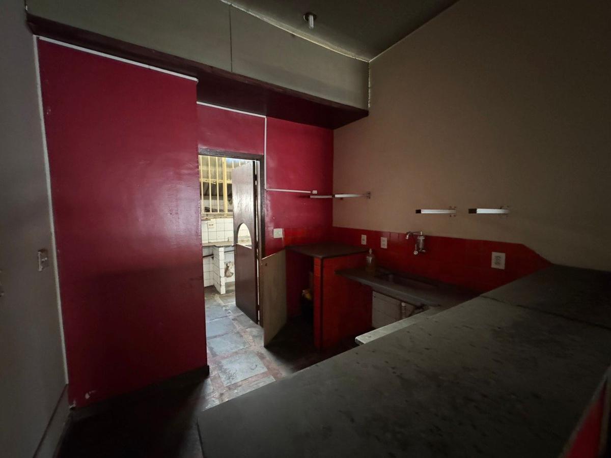 Andar, Serra, 1 Quarto, 0 Vaga