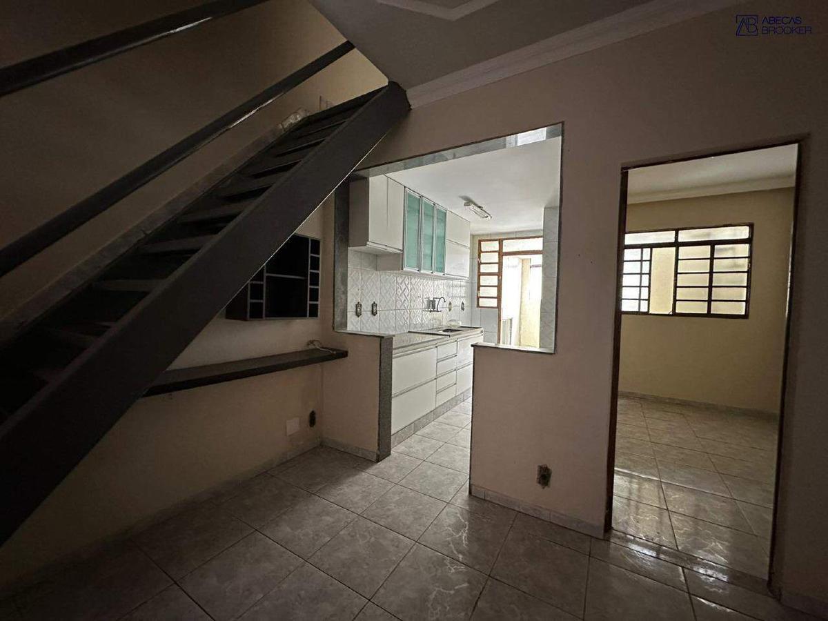 Casa, Milionários, 3 Quartos, 1 Vaga