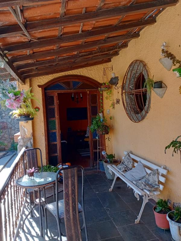 Casa, Santa Inês, 4 Quartos, 5 Vagas, 2 Suítes