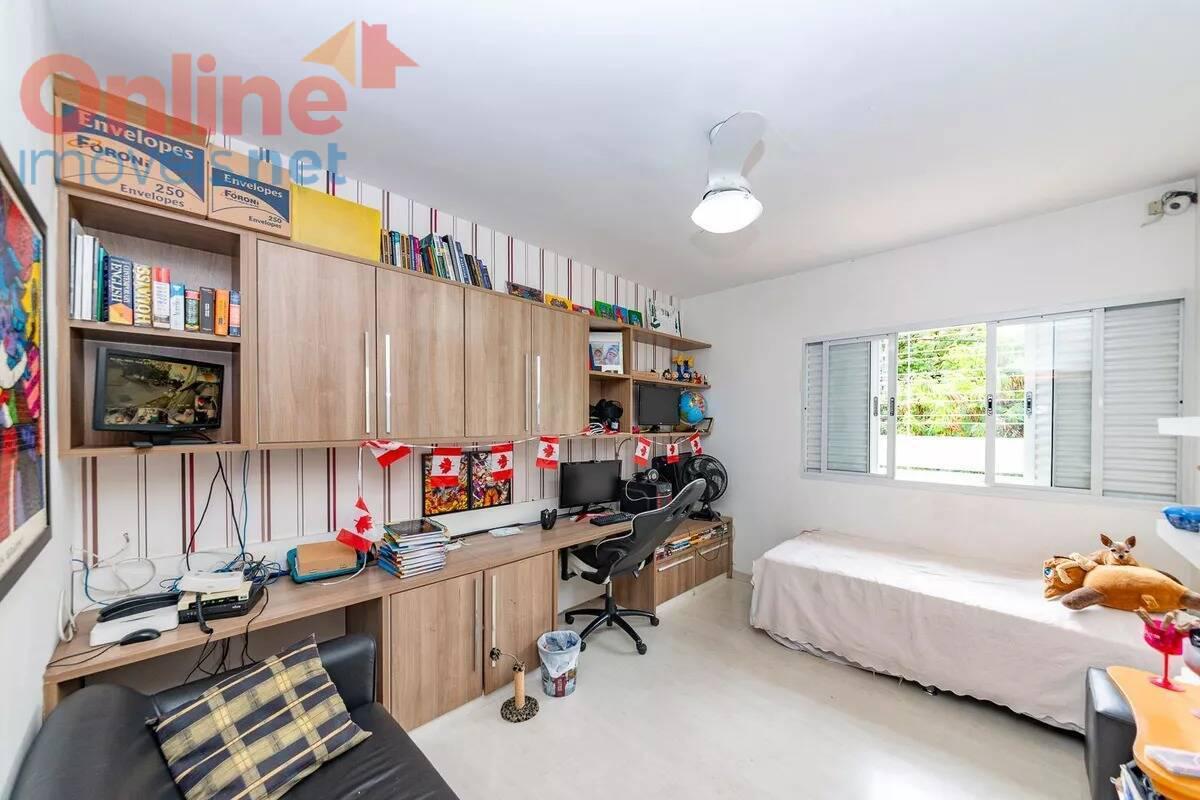 Casa, Gutierrez, 4 Quartos, 0 Vaga, 3 Suítes