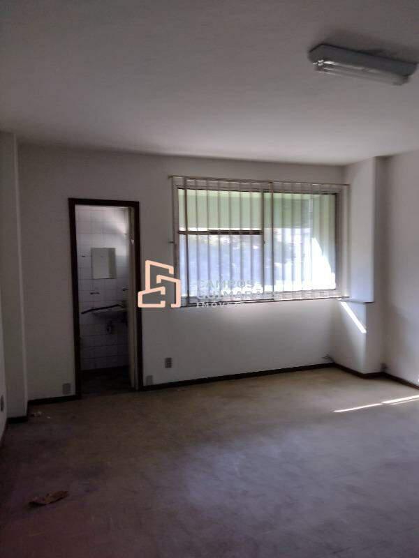 Sala, Centro