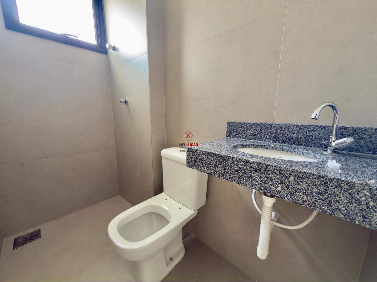 Cobertura, Jardim Industrial, 2 Quartos, 2 Vagas, 1 Suíte