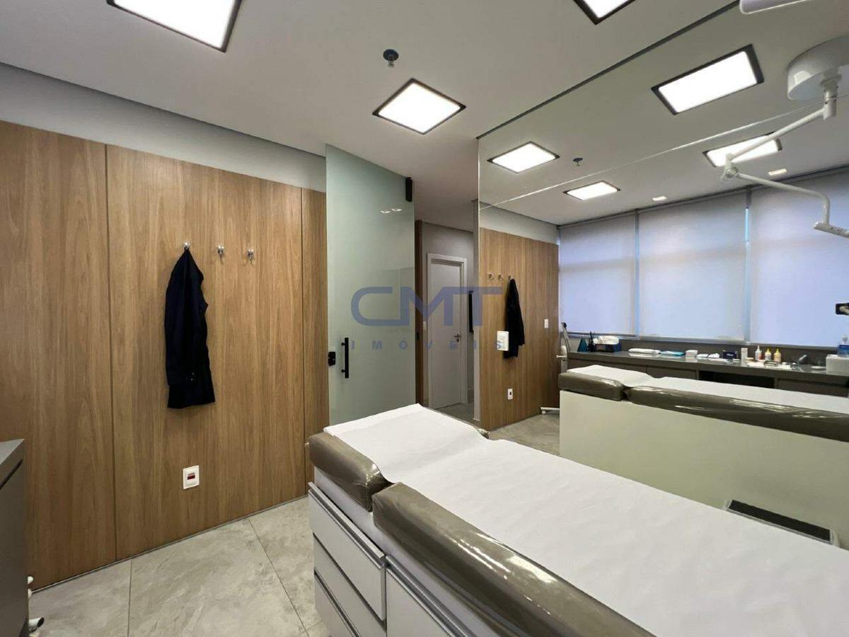 Sala, Savassi, 0 Quarto, 2 Vagas