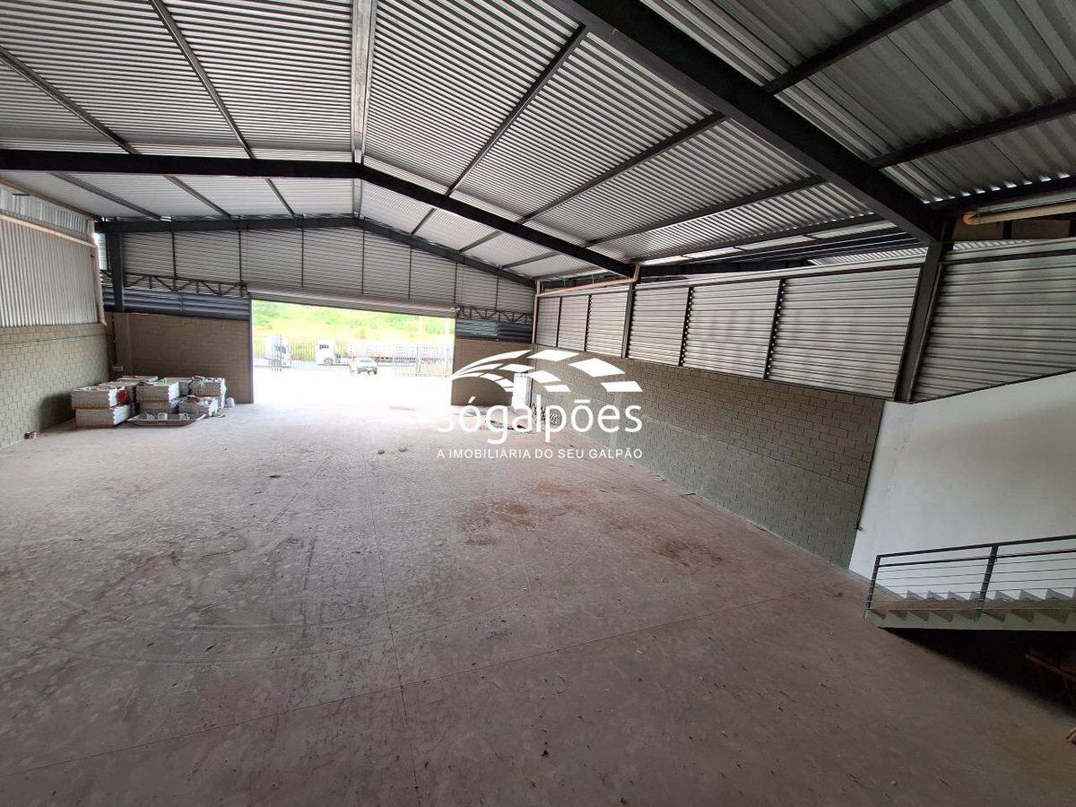 Galpão, Capitão Eduardo