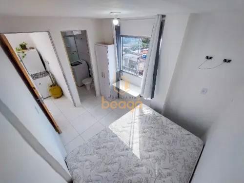 Prédio, Nova Esperança, 0 Quarto, 0 Vaga