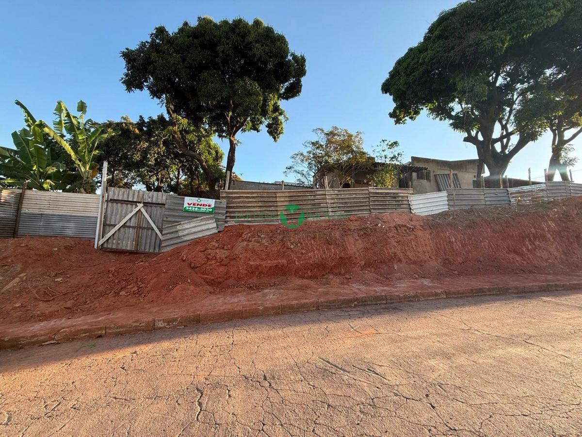 Lote, São Francisco, 0 Quarto, 0 Vaga