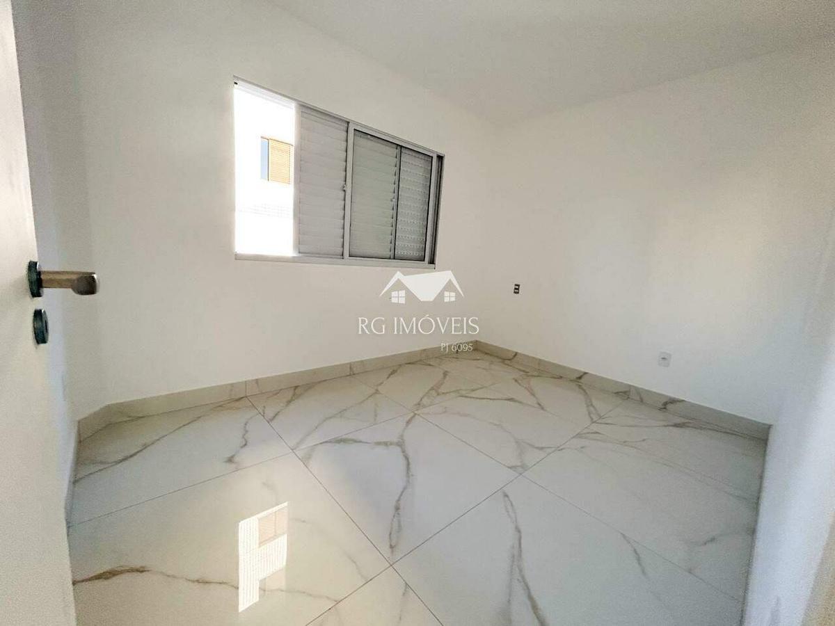 Apartamento, Barreiro, 3 Quartos, 2 Vagas, 1 Suíte