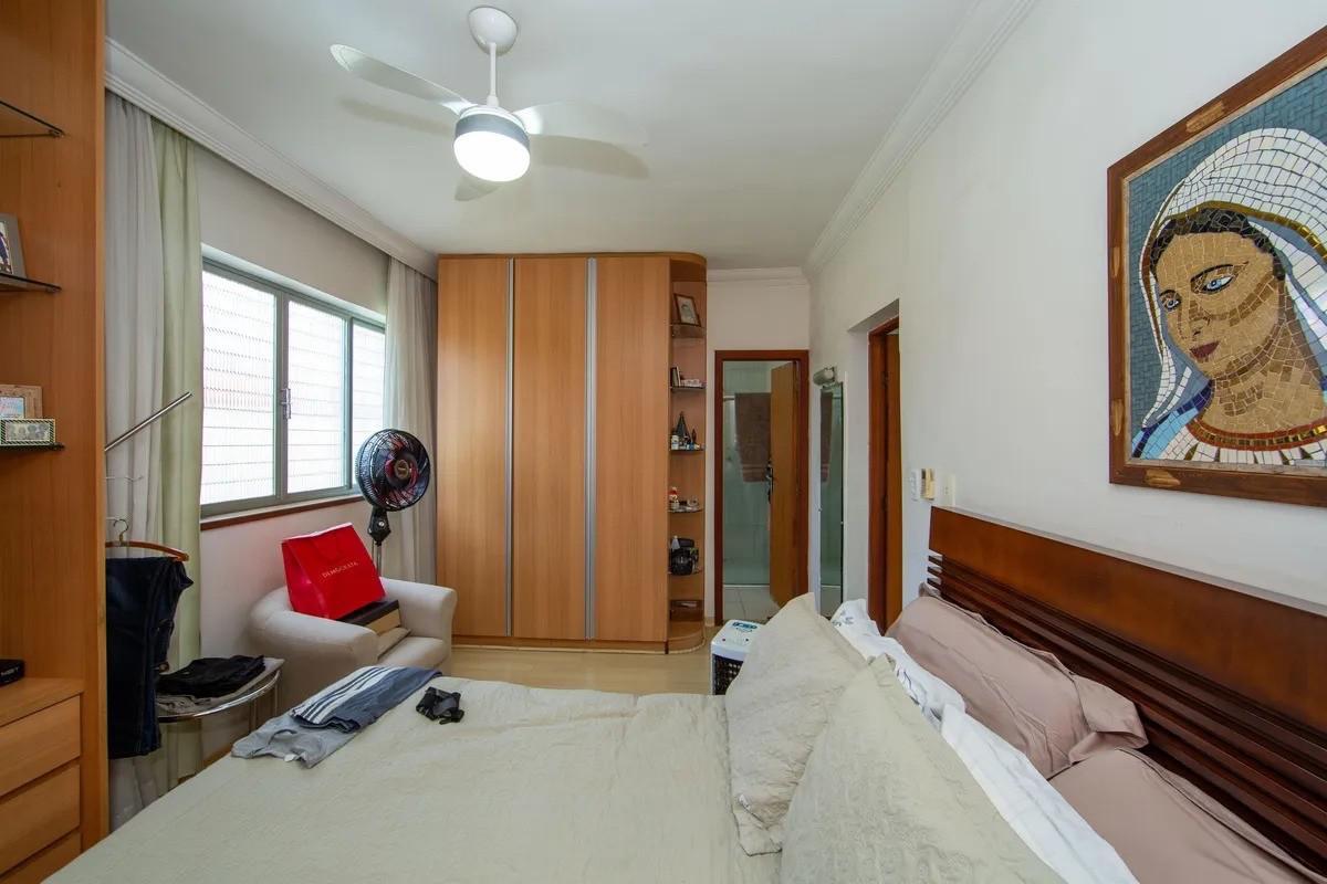 Casa, Prado, 5 Quartos, 6 Vagas, 2 Suítes
