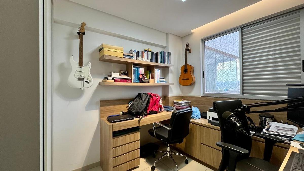 Apartamento, Caiçaras, 4 Quartos, 3 Vagas, 2 Suítes