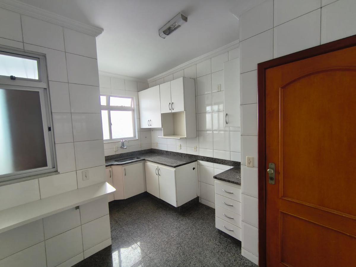 Apartamento, Santa Cruz, 3 Quartos, 2 Vagas, 1 Suíte