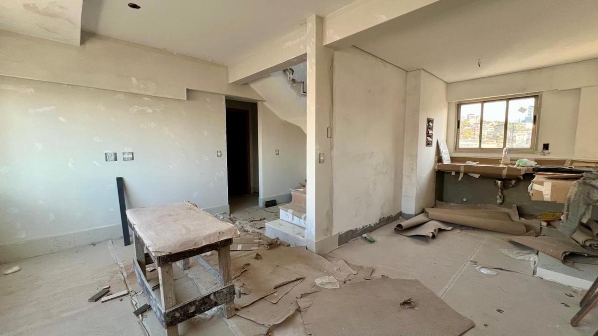 Cobertura, São Lucas, 2 Quartos, 2 Vagas, 1 Suíte