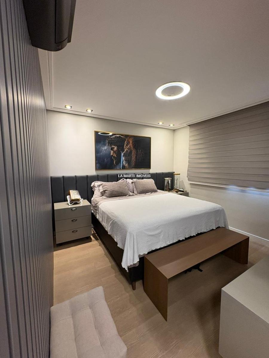 Apartamento, Centro, 4 Quartos, 4 Vagas, 3 Suítes