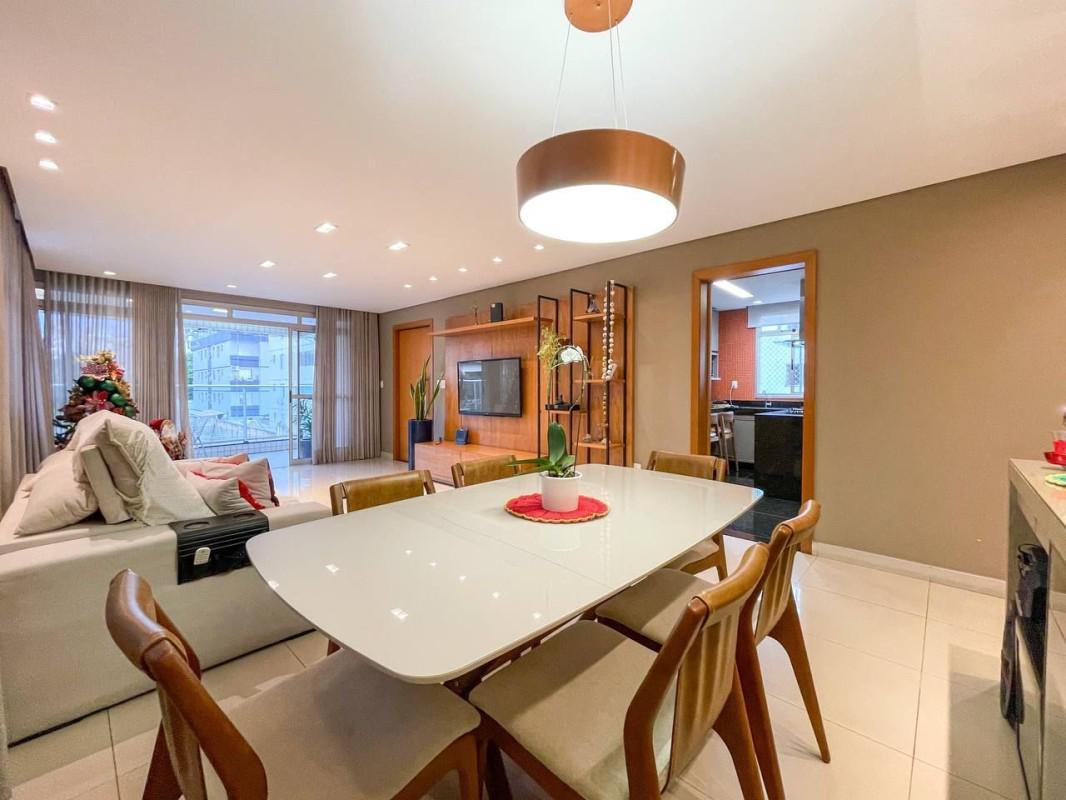 Apartamento, Castelo, 4 Quartos, 2 Vagas, 2 Suítes