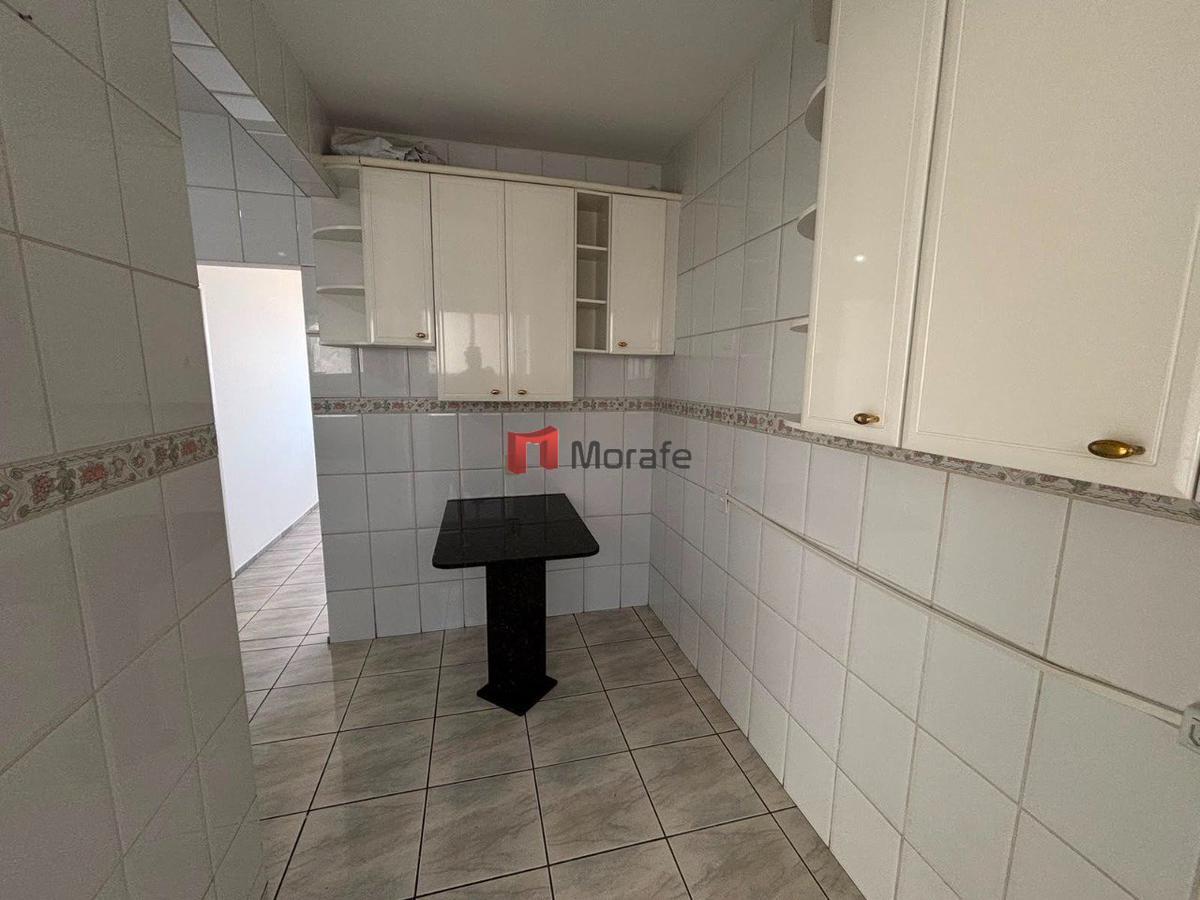 Apartamento, Carlos Prates, 2 Quartos, 1 Vaga