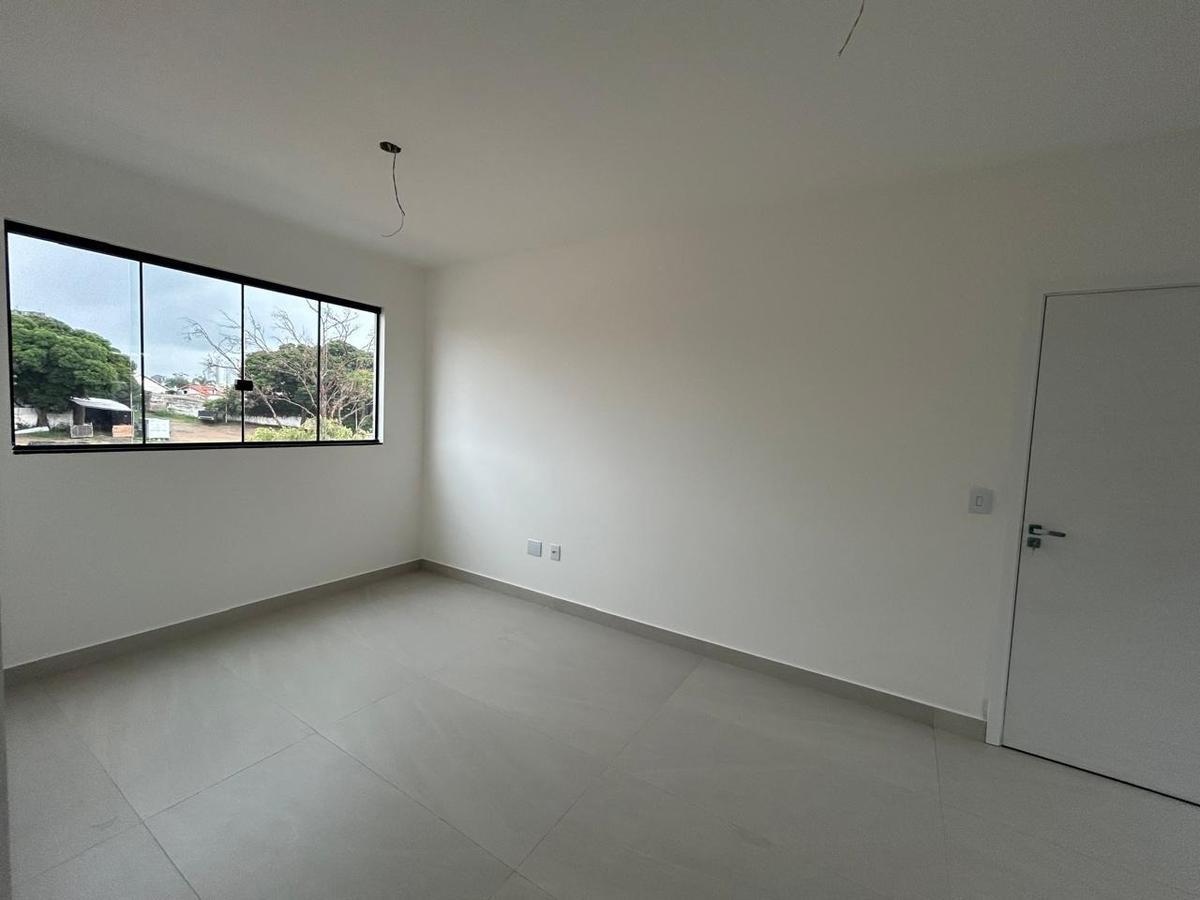 Apartamento, Três Barras, 2 Quartos, 1 Vaga