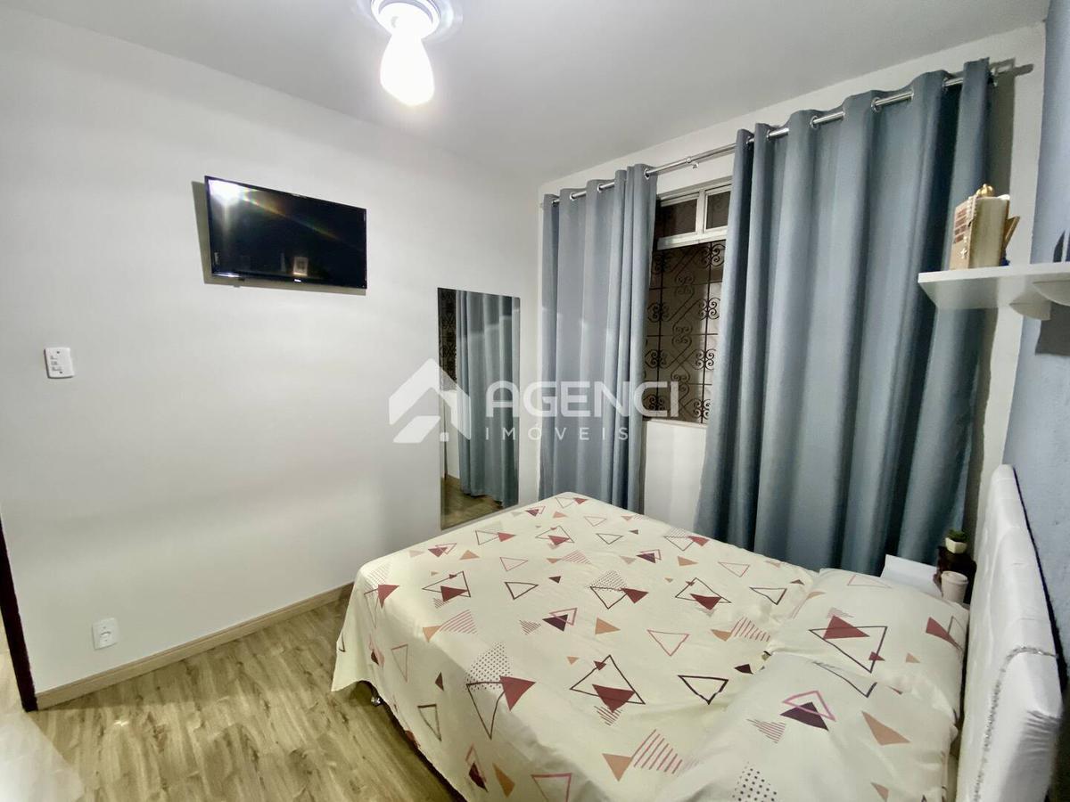 Casa, Santa Maria, 5 Quartos, 0 Vaga, 3 Suítes