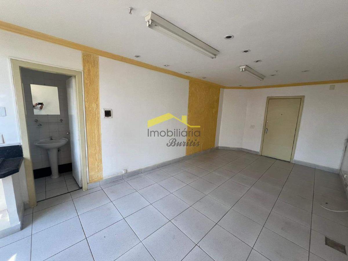 Sala, Savassi, 1 Vaga