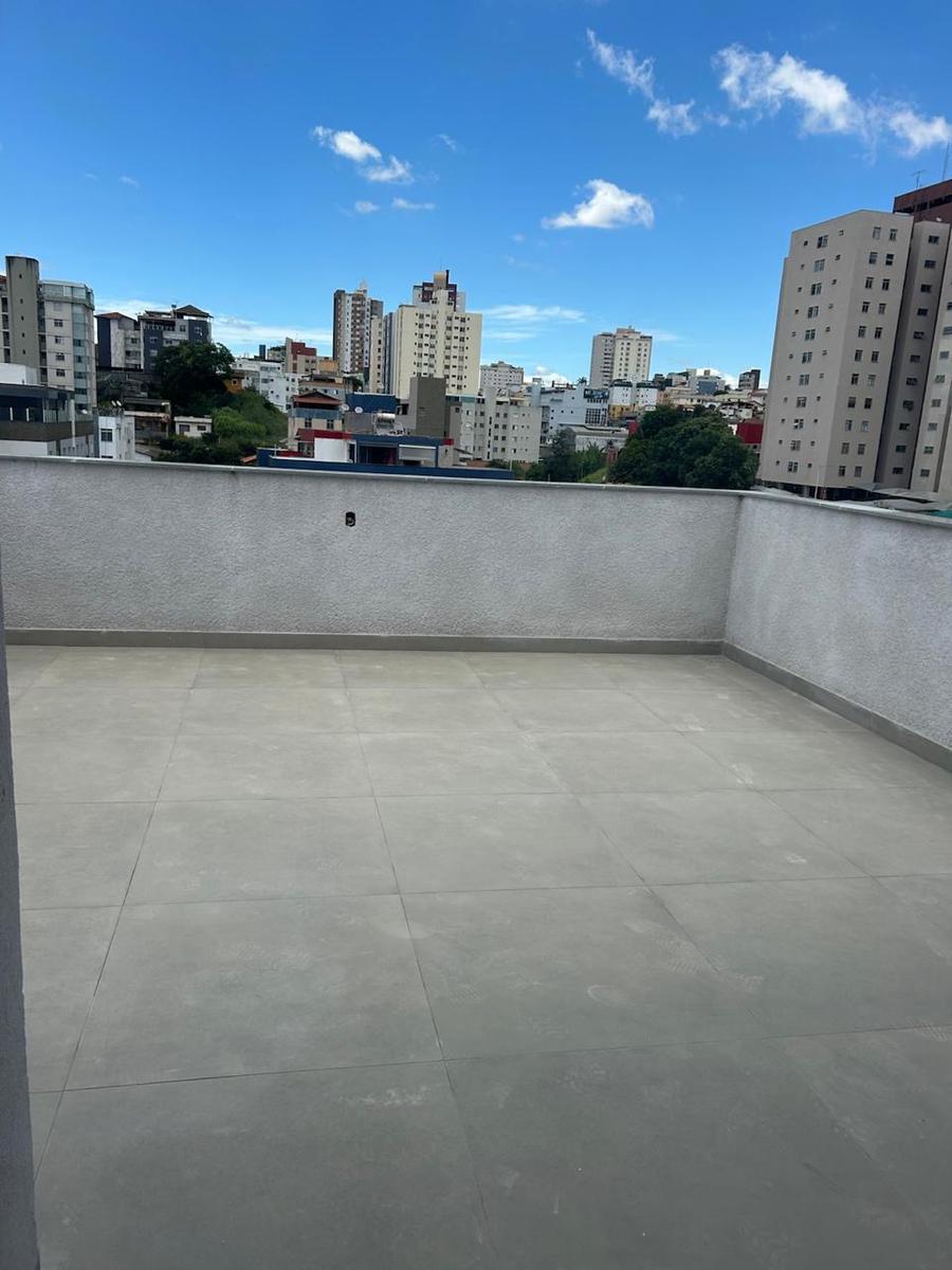 Cobertura, Sagrada Família, 4 Quartos, 2 Vagas, 1 Suíte