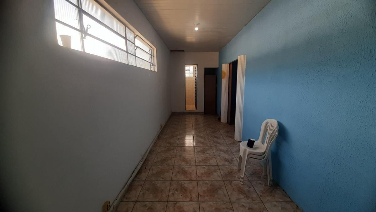 Prédio, Castelo, 0 Quarto, 15 Vagas
