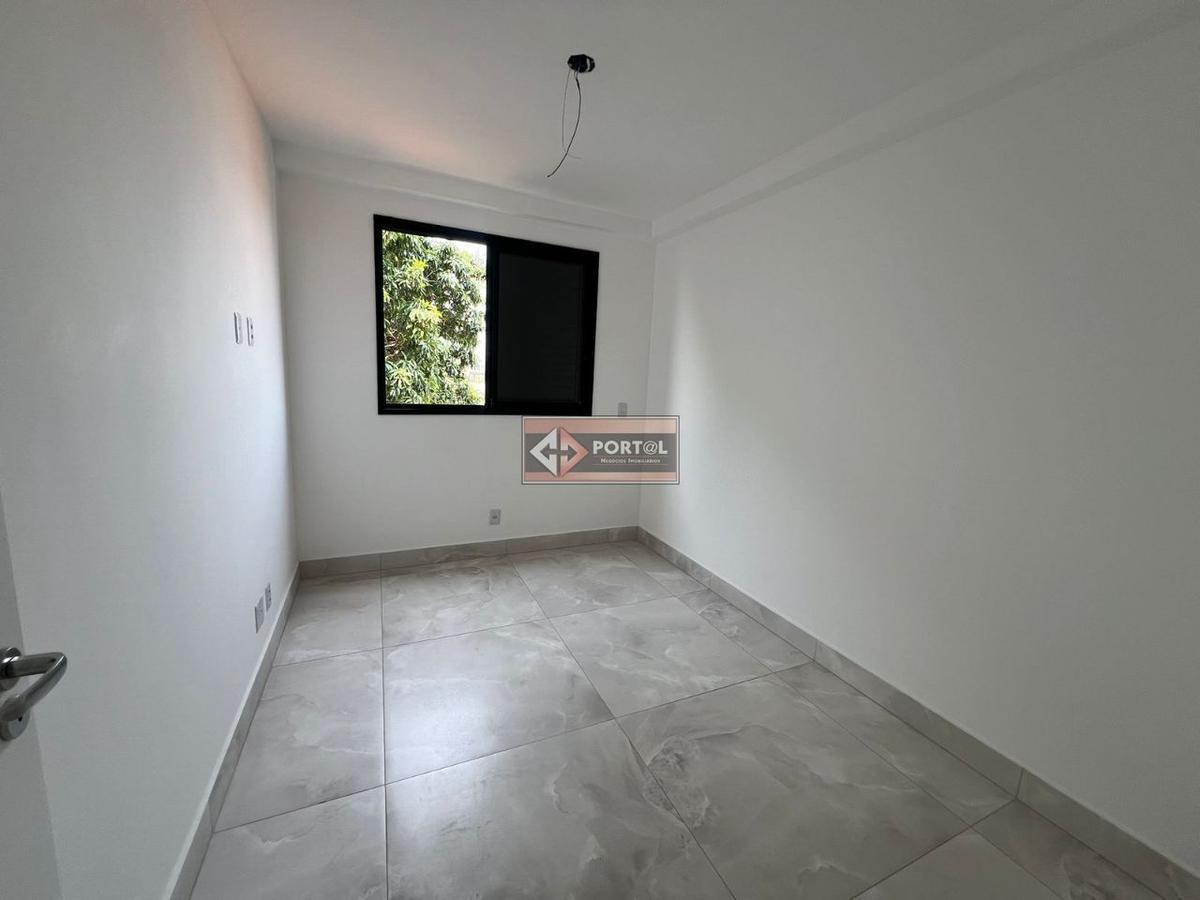 Apartamento, Ana Lúcia, 3 Quartos, 2 Vagas, 1 Suíte