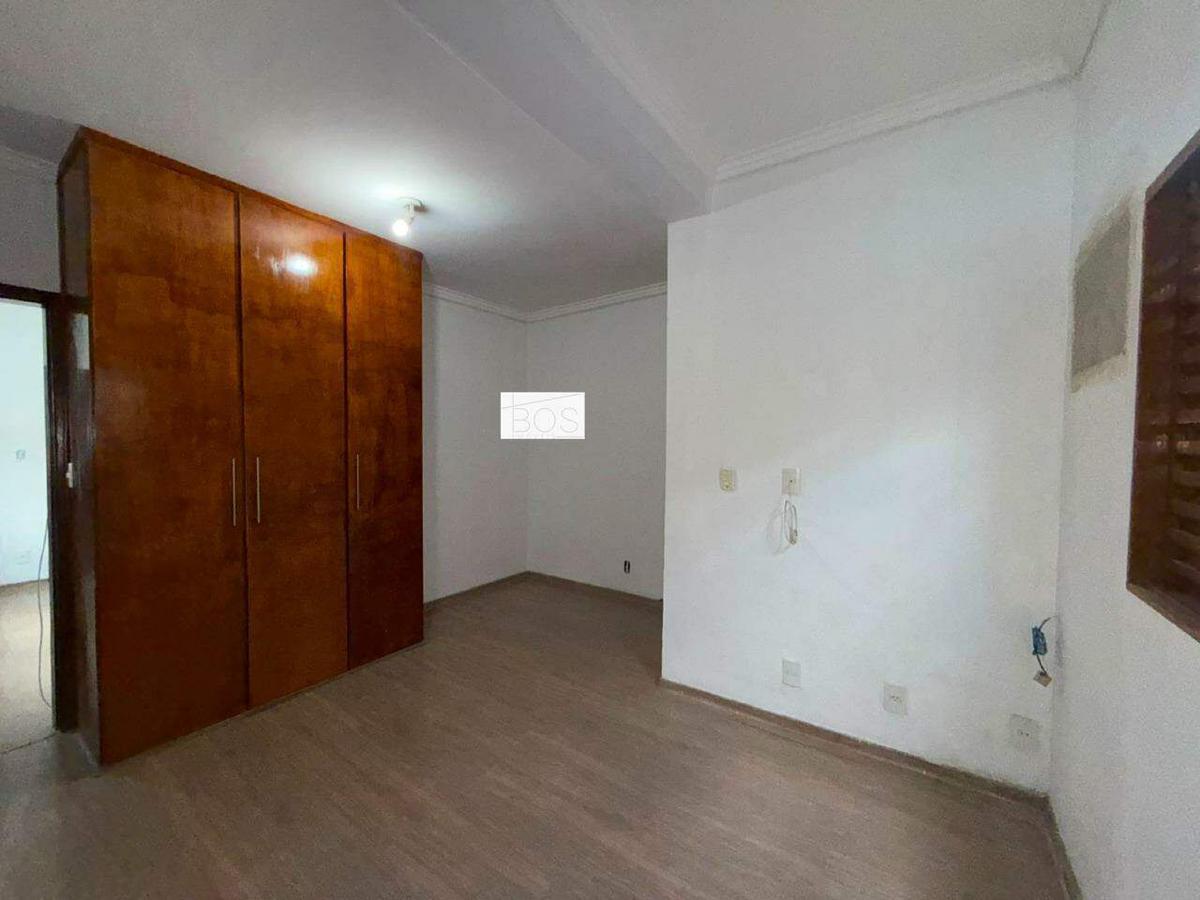 Casa, Santa Efigênia, 2 Quartos, 1 Vaga, 2 Suítes