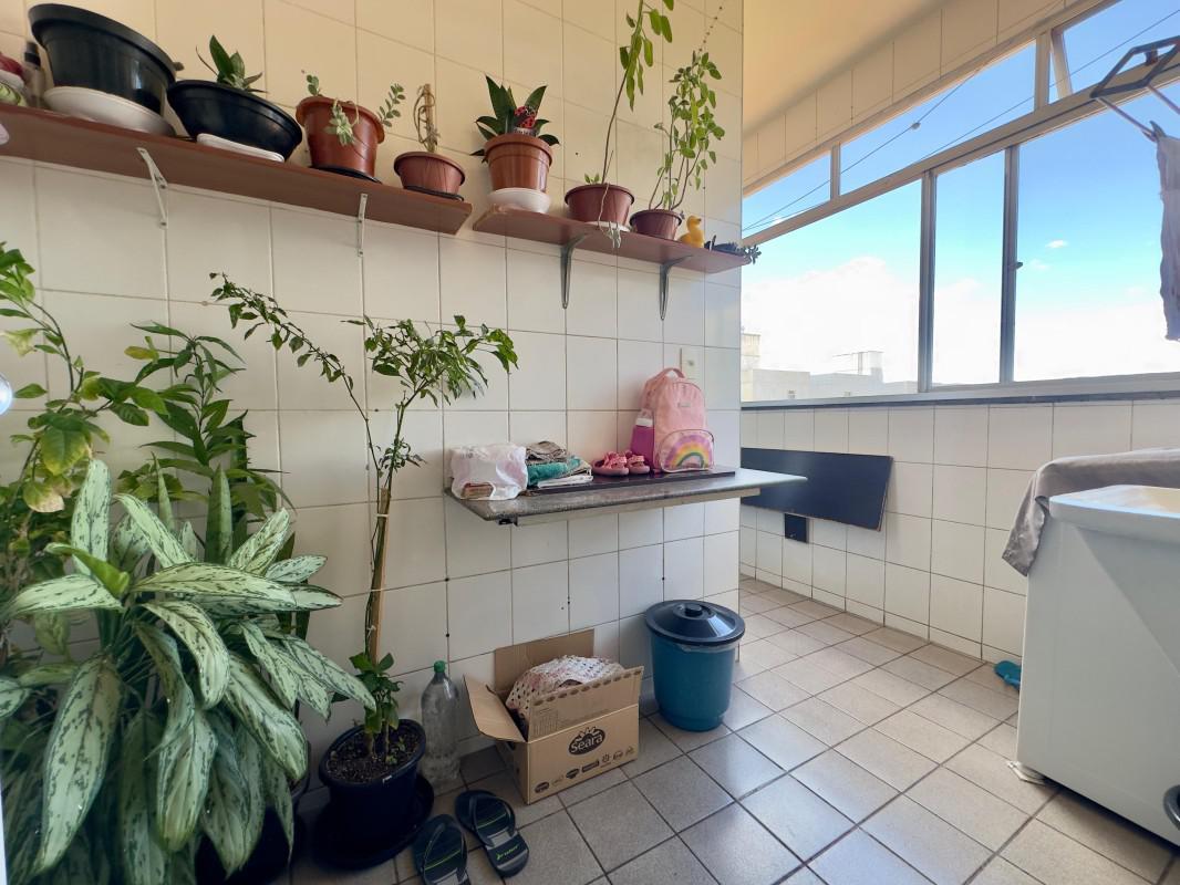 Apartamento, João Pinheiro, 2 Quartos, 1 Vaga