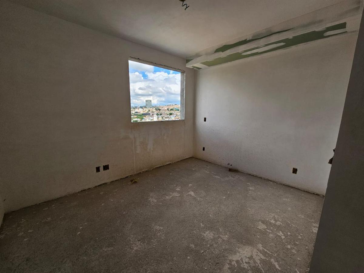 Apartamento, Ipiranga, 2 Quartos, 2 Vagas, 1 Suíte