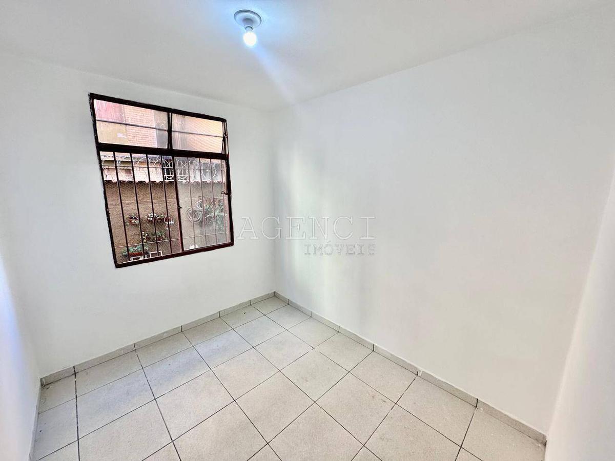 Apartamento, Camargos, 2 Quartos, 0 Vaga, 0 Suíte