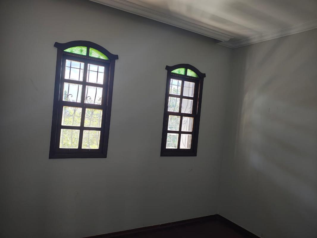 Casa, Serrano, 4 Quartos, 4 Vagas, 1 Suíte