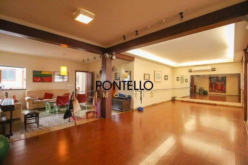 Casa, Serra, 4 Quartos, 5 Vagas, 1 Suíte