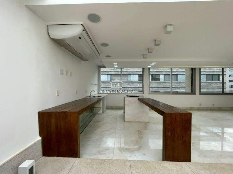 Cobertura, Savassi, 4 Quartos, 3 Vagas, 2 Suítes