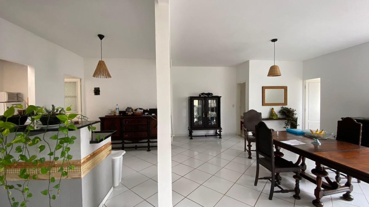 Casa, Lundcea, 2 Quartos, 2 Vagas, 2 Suítes