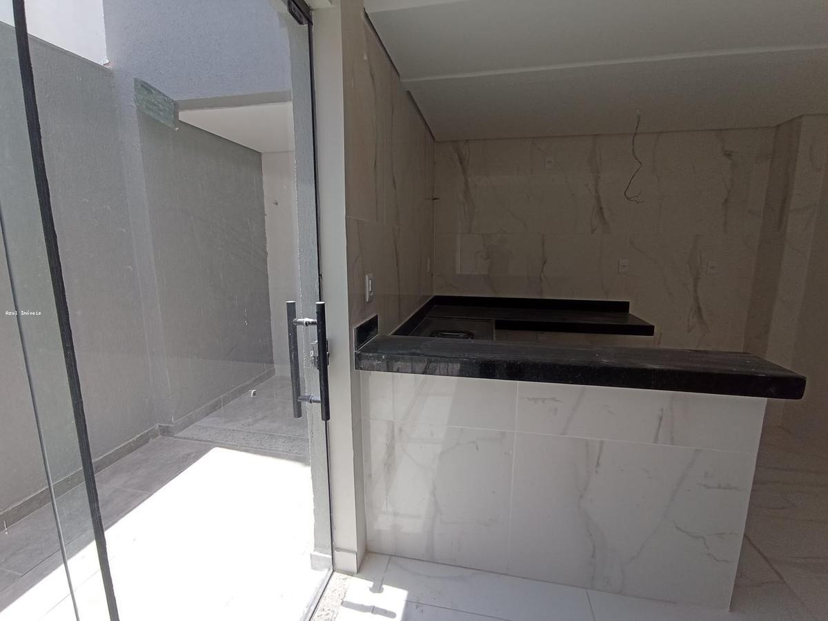 Casa, Santa Mônica, 3 Quartos, 2 Vagas, 1 Suíte