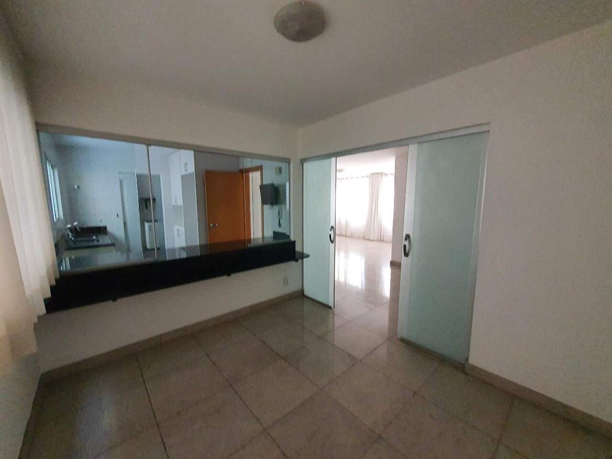 Apartamento, Funcionários, 4 Quartos, 3 Vagas, 1 Suíte
