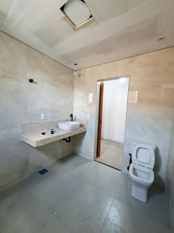 Casa, Cardoso (barreiro), 3 Quartos, 2 Vagas, 1 Suíte