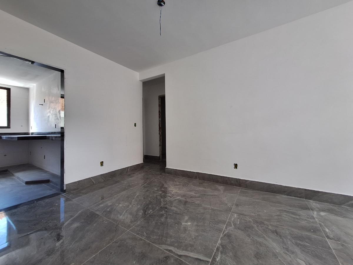 Apartamento, Sagrada Família, 3 Quartos, 2 Vagas, 1 Suíte