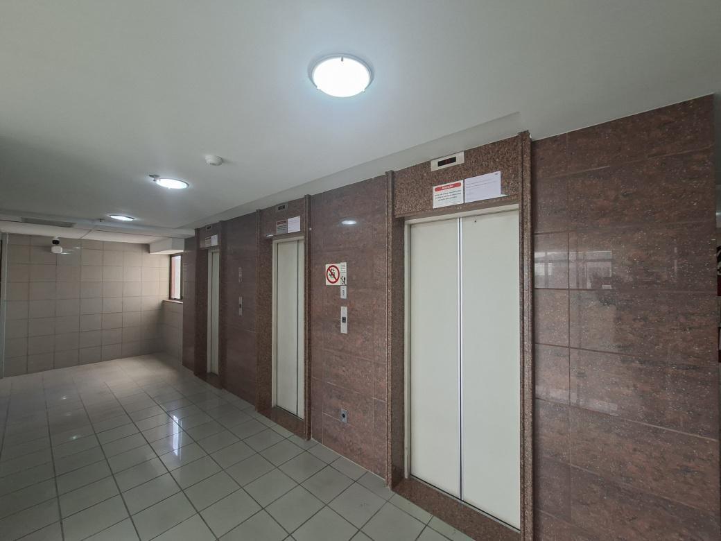 Andar, Funcionários, 0 Quarto, 5 Vagas