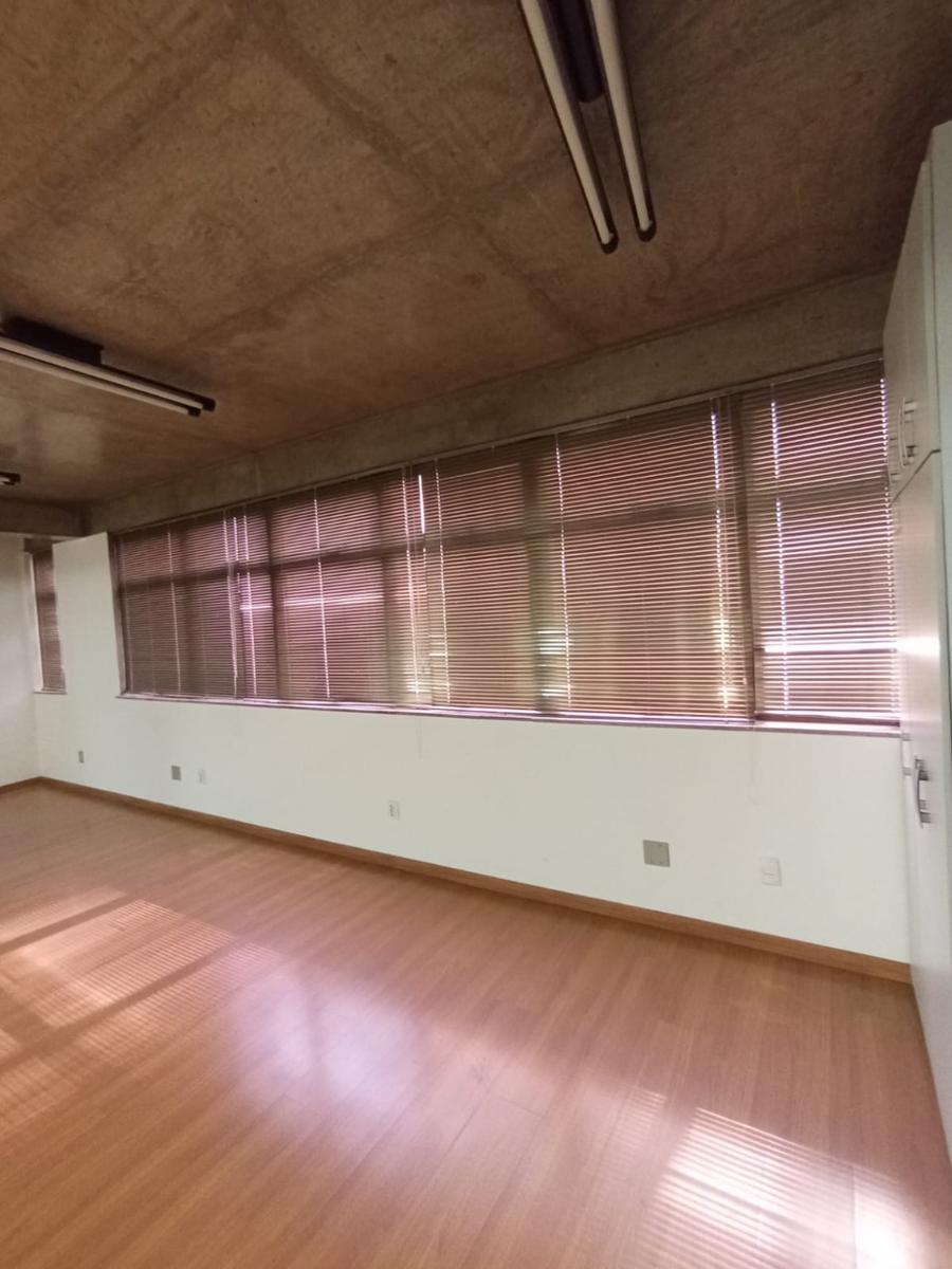 Andar, Centro, 0 Quarto, 0 Vaga