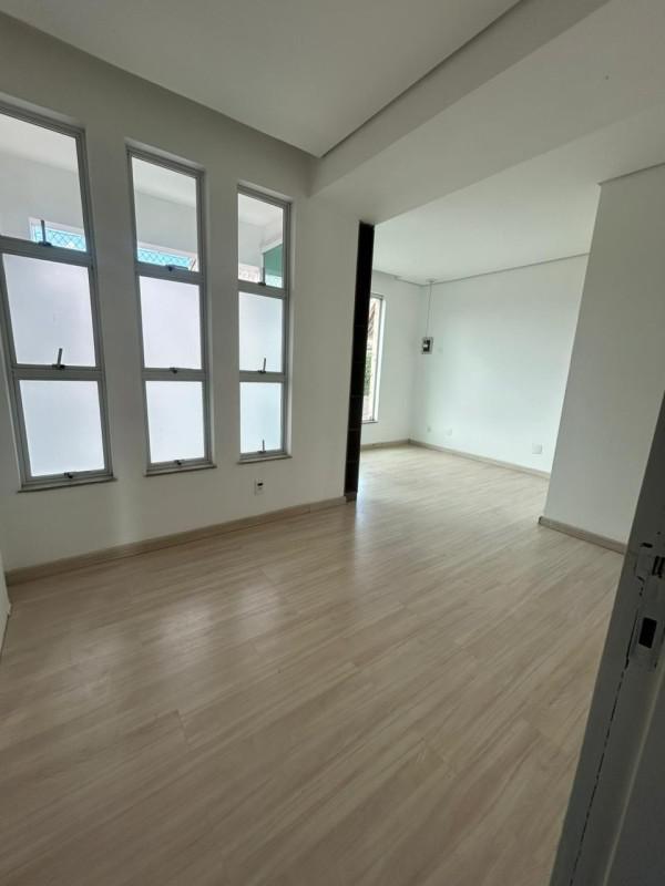 Casa, Centro, 3 Quartos, 3 Vagas, 1 Suíte