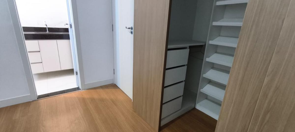 Apartamento, Fernão Dias, 4 Quartos, 3 Vagas, 1 Suíte