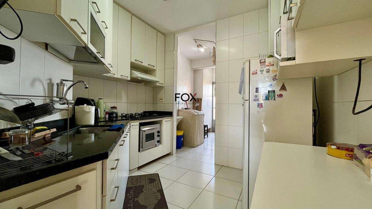 Apartamento, Sagrada Família, 3 Quartos, 2 Vagas, 1 Suíte