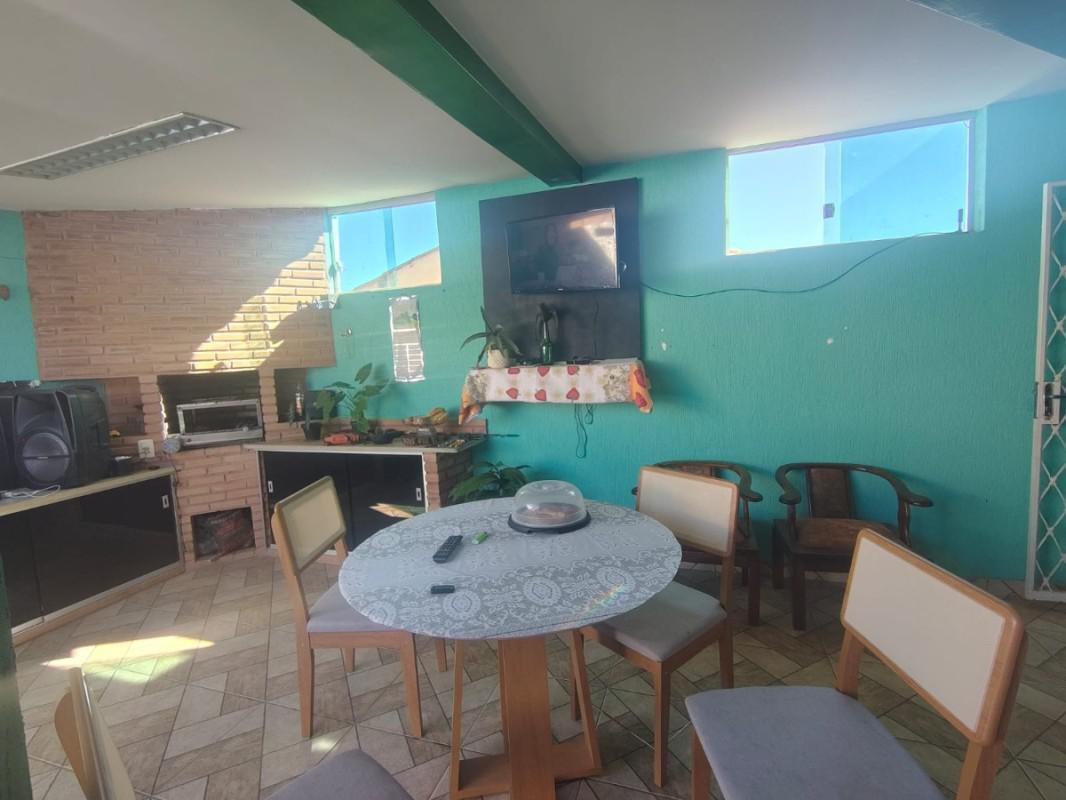 Casa, Santana II, 3 Quartos, 4 Vagas, 1 Suíte