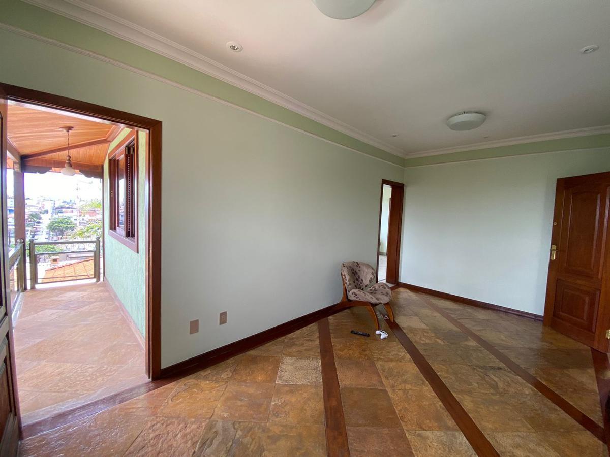 Casa, Concórdia, 4 Quartos, 2 Vagas, 1 Suíte