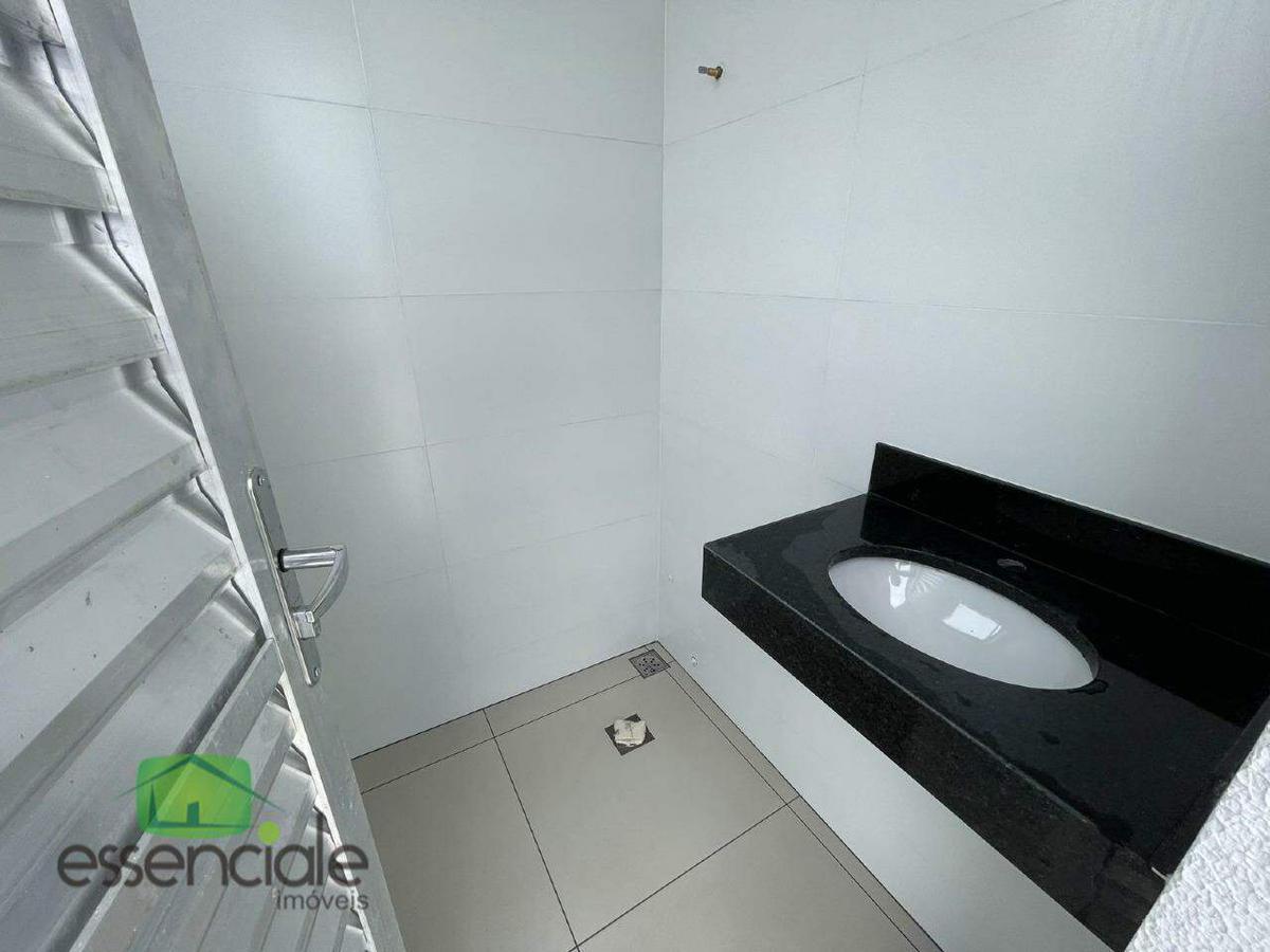 Casa, Europa, 3 Quartos, 3 Vagas, 1 Suíte