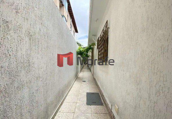 Galpão, São José, 0 Quarto, 4 Vagas