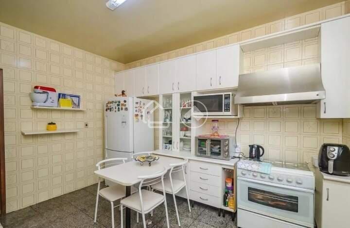 Casa, Palmeiras, 7 Quartos, 10 Vagas, 1 Suíte