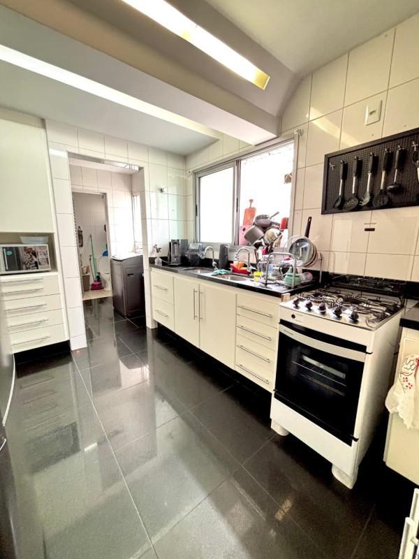 Cobertura, Funcionários, 4 Quartos, 4 Vagas, 2 Suítes